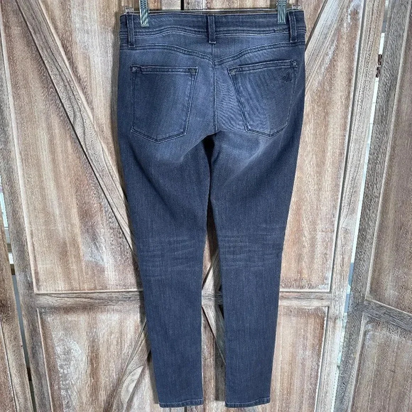 DL1961 Emma Legging Jeans - Pierce - Picture 3 of 8